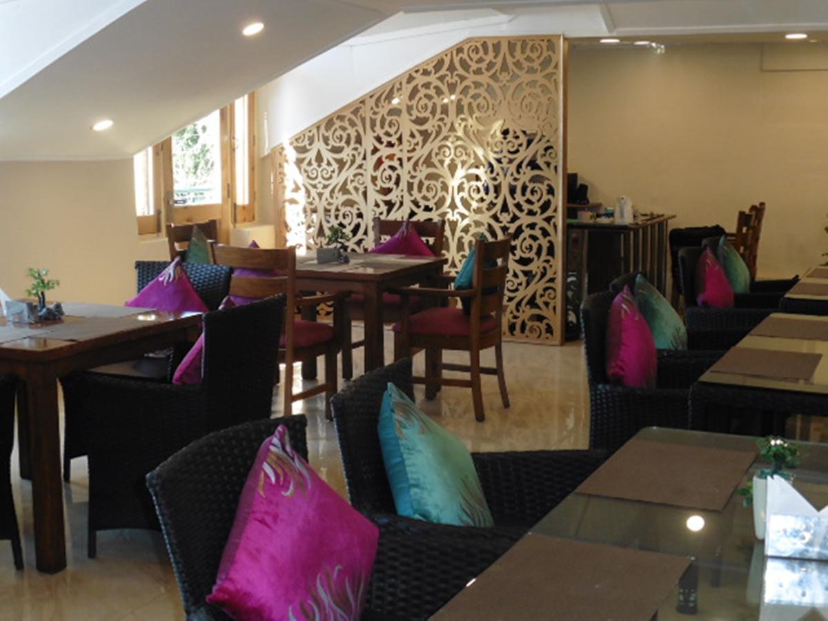 City Light Hotel Dalhousie Esterno foto